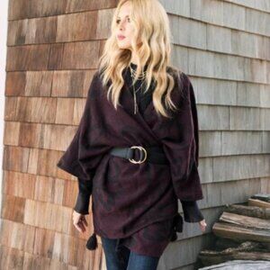 Cleobella X Rachel Zoe Sevigny Capelet Wrap in Maroon